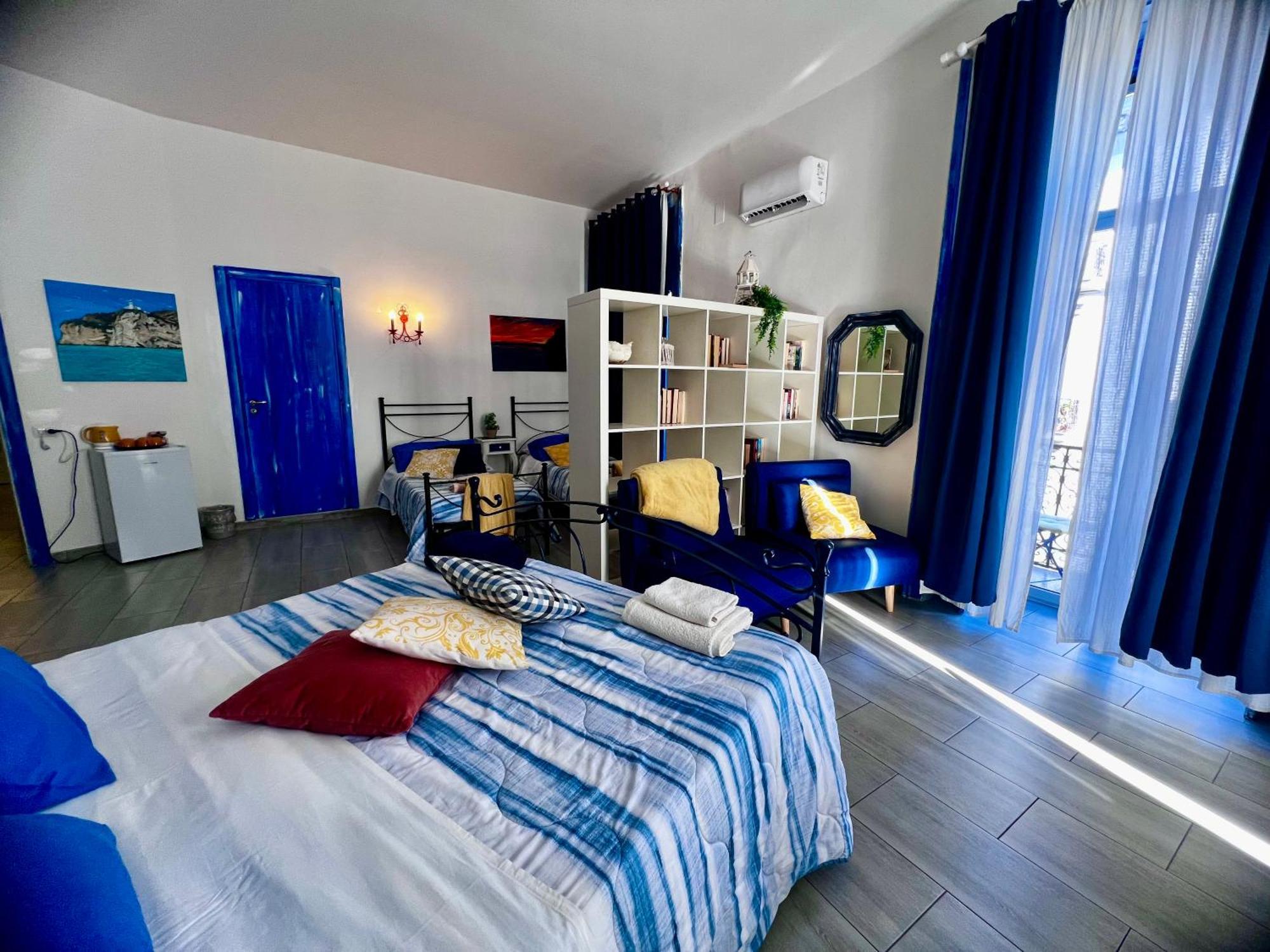 Suites Giudecca เนเปิลส์ ภายนอก รูปภาพ